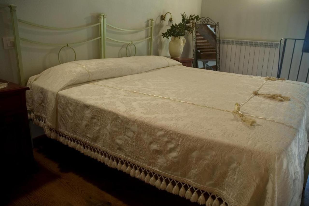 גאמבאסי Agriturismo La Burraia Vicino A San Gimignano מראה חיצוני תמונה