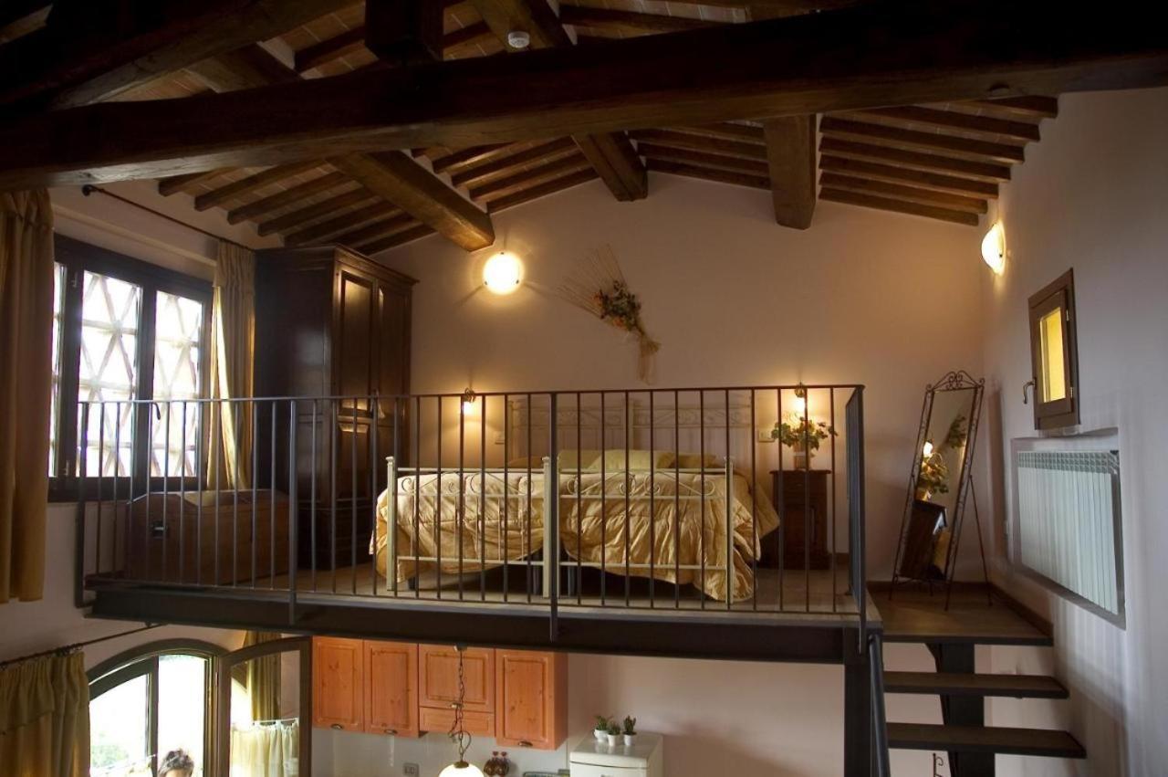 גאמבאסי Agriturismo La Burraia Vicino A San Gimignano מראה חיצוני תמונה