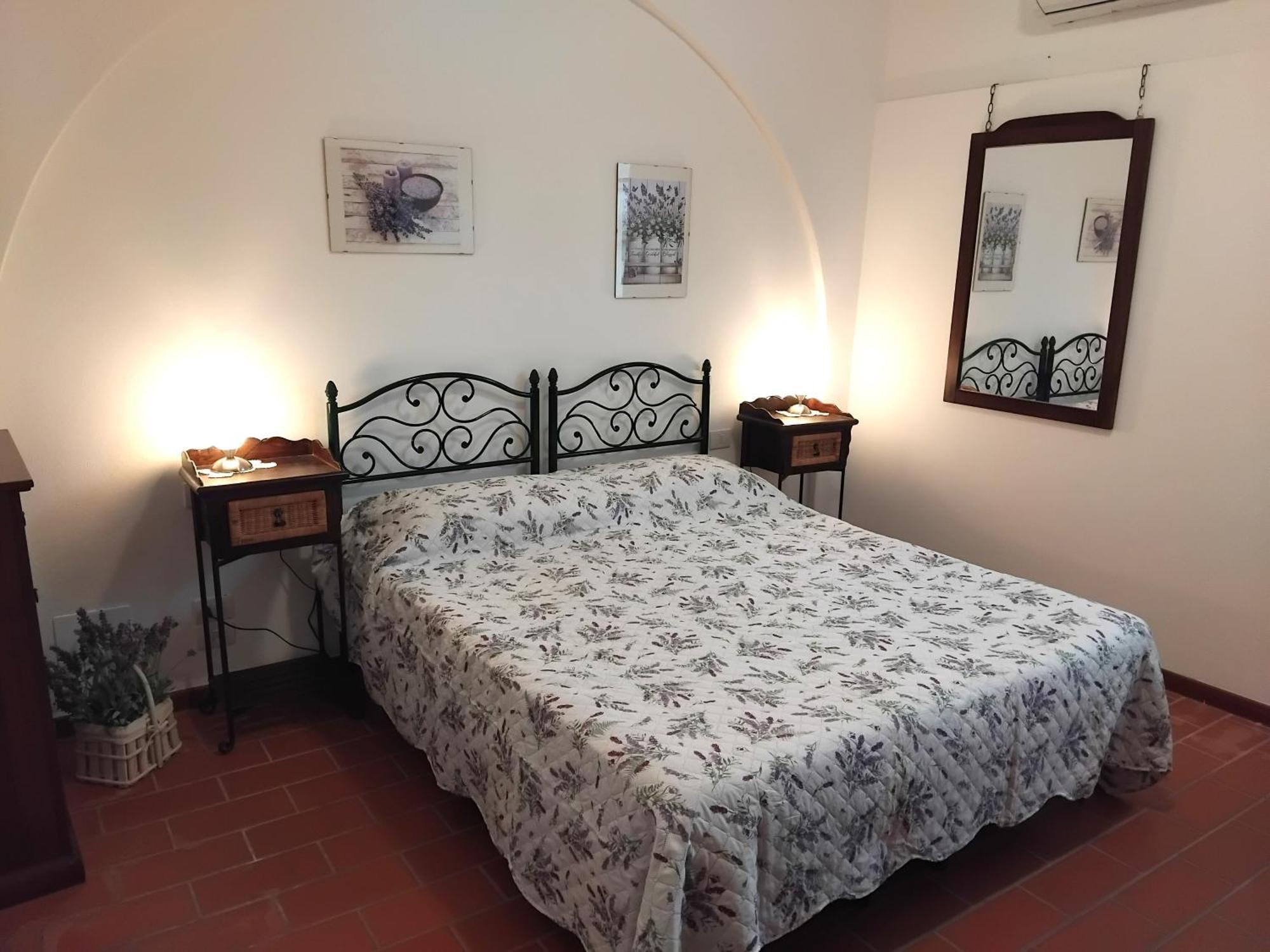 גאמבאסי Agriturismo La Burraia Vicino A San Gimignano מראה חיצוני תמונה